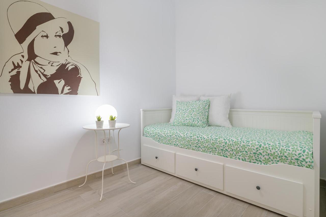 Apartamento Paula Con Vistas Al Mar Arrecife Kültér fotó